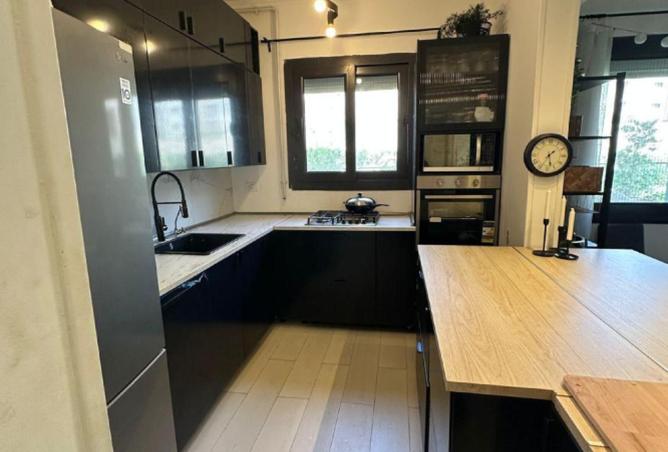 8013425 - Property Image 3