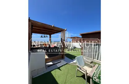 (بنتهاوس  (روف - 3 غرف نوم - 2 حمامات للبيع في أمواج - سيدي عبد الرحمن - الساحل الشمالي