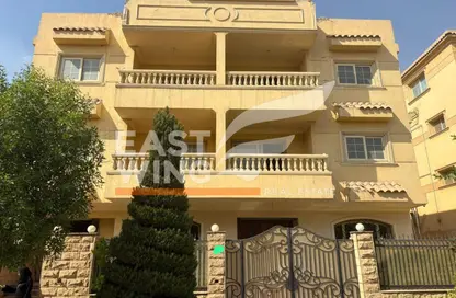 Whole Building - 7+ Bedrooms - 7+ Bathrooms for sale in Al Shouyfat St. - District 1 - The 5th Settlement - New Cairo City - Cairo