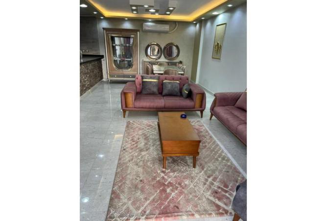 8365946 - Property Image 2