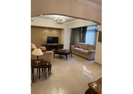Apartment - 2 bedrooms - 2 bathrooms for للبيع in Moussa Al Kazim St. - Al Hadiqah Al Dawliyah - 7th District - Nasr City - Cairo