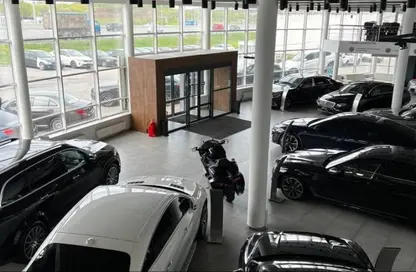 معرض - استوديو - 2 حمامات للايجار في شارع ال ٩٠ الجنوبي - شارع التسعين الجنوبي - التجمع الخامس - مدينة القاهرة الجديدة - القاهرة