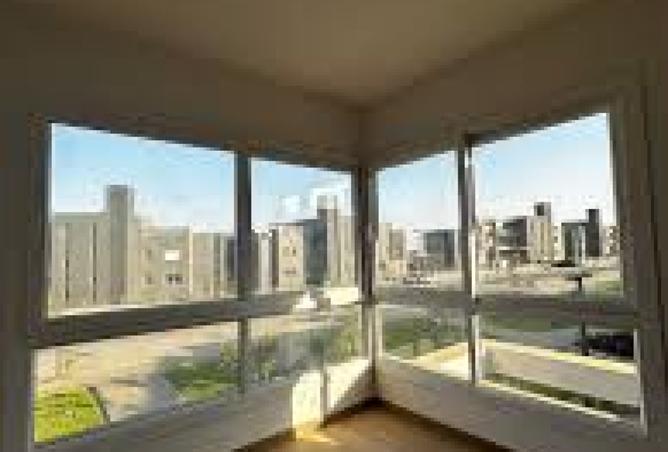 8096906 - Property Image 2