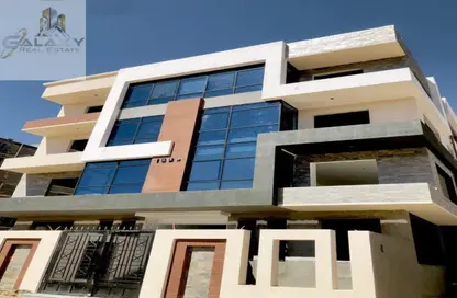 Apartment - 3 Bedrooms - 3 Bathrooms for sale in Al Narges 8 - Al Narges - New Cairo City - Cairo