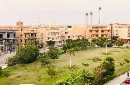 Apartment - 4 Bedrooms - 2 Bathrooms for rent in Area A - Ganoob El Acadimia - New Cairo City - Cairo