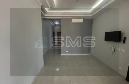 Apartment - 3 Bedrooms - 3 Bathrooms for rent in West Golf - El Katameya Compounds - El Katameya - New Cairo City - Cairo