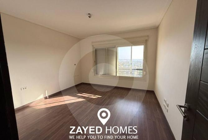 8261813 - Property Image 3