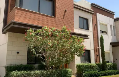 Villa - 3 Bedrooms - 4 Bathrooms for sale in Azzar - 5th Settlement Compounds - The 5th Settlement - New Cairo City - Cairo