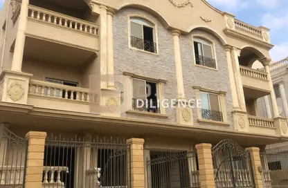 شقة - 3 غرف نوم - 2 حمامات للبيع في حى القرنفل - التجمع الخامس - مدينة القاهرة الجديدة - القاهرة