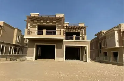 Villa - 5 Bedrooms - 6 Bathrooms for sale in New Giza - Cairo Alexandria Desert Road - 6 October City - Giza