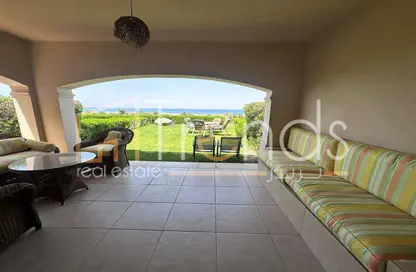 Chalet - 2 Bedrooms - 2 Bathrooms for sale in La Vista 3 - La Vista - Al Ain Al Sokhna - Suez