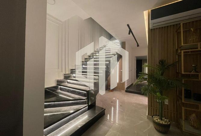 8055525 - Property Image 3