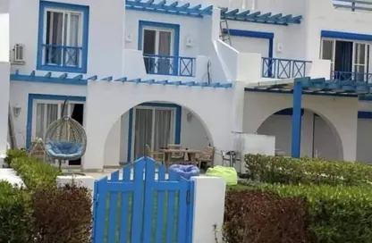 فيلا - 4 غرف نوم - 3 حمامات للبيع في ماونتن فيو راس الحكمة - راس الحكمة - الساحل الشمالي