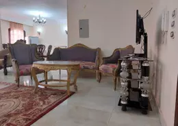 شقة - 4 غرف نوم - 2 حمامات للايجار في شارع المماليك البحريه - الروضة - حي المنيل - القاهرة