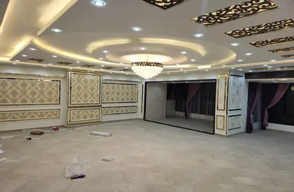 Duplex - 3 Bedrooms - 4 Bathrooms for sale in Dokki - Giza