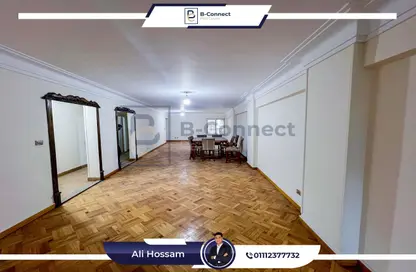 شقة - 3 غرف نوم - 2 حمامات للايجار في الحي اللاتيني - محطة الرمل - حي وسط - الاسكندرية