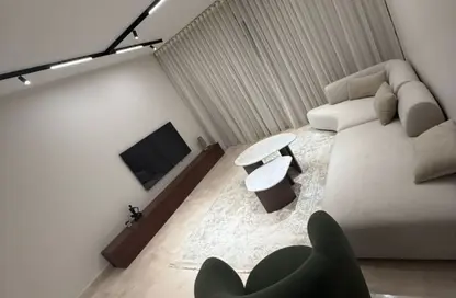 شقة - 3 غرف نوم - 3 حمامات للايجار في أو ويست - كمبوندات 6 أكتوبر - مدينة 6 أكتوبر - الجيزة