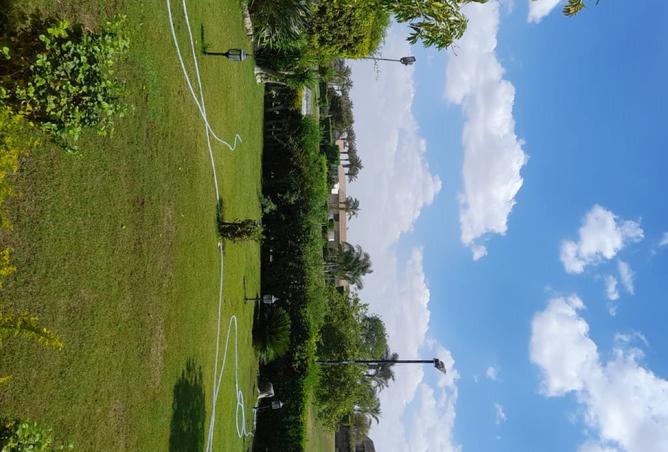 8018000 - Property Image 2