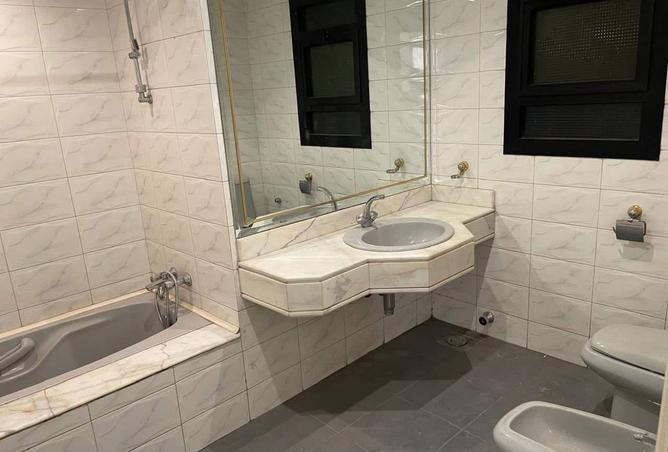 8181722 - Property Image 2