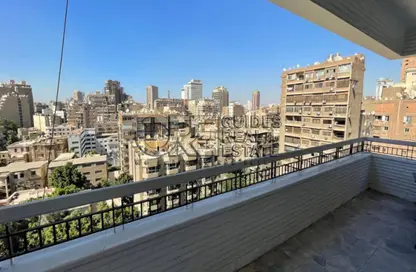 شقة - 3 غرف نوم - 3 حمامات للايجار في شارع حسين واصف - الدقي - الجيزة