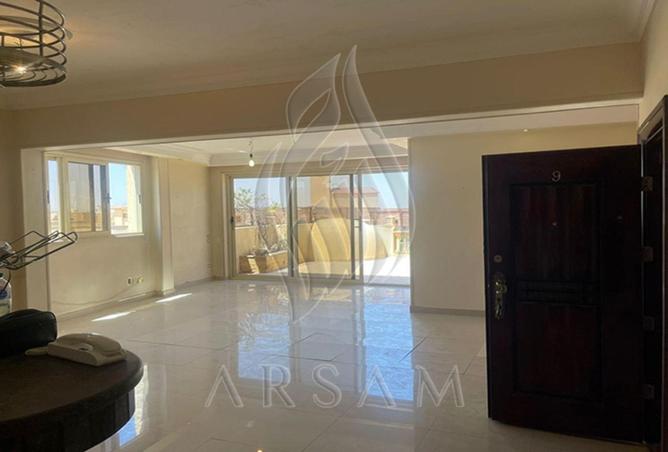 8331064 - Property Image 2