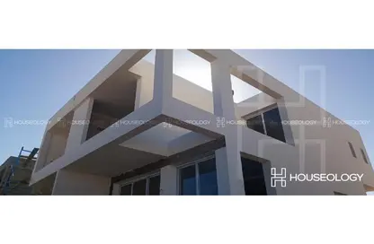 شاليه - 3 غرف نوم - 4 حمامات للبيع في ازها الساحل الشمالي - راس الحكمة - الساحل الشمالي