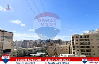 Apartment - 3 Bedrooms - 1 Bathroom for sale in Zahran Roshdy St. - Glim - Hay Sharq - Alexandria
