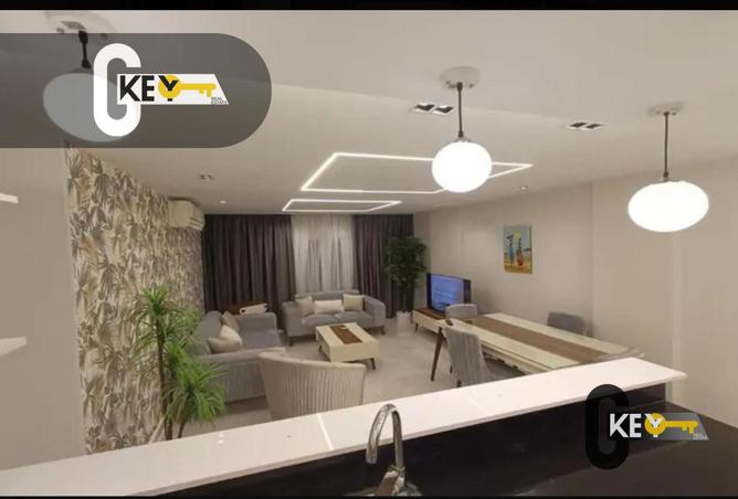 8240135 - Property Image 2