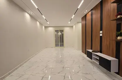 Apartment - 3 Bedrooms - 2 Bathrooms for sale in Gate 4 - Mena - Hadayek El Ahram - Giza