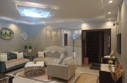 Apartment - 3 Bedrooms - 1 Bathroom for sale in Nasr City - Cairo