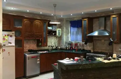 Apartment - 3 Bedrooms - 2 Bathrooms for rent in Mohamed Hussein Mahmoud St. - Area E - Ganoob El Acadimia - New Cairo City - Cairo