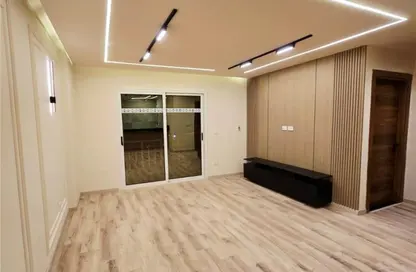 Apartment - 2 Bedrooms - 1 Bathroom for sale in Madinaty - Cairo
