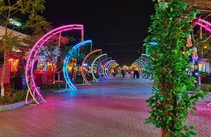 مطعم - استوديو - 2 حمامات للايجار في مول سيتي ووك - طريق وصلة دهشور - الشيخ زايد - الجيزة
