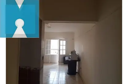 Apartment - 2 Bedrooms - 1 Bathroom for sale in 16th District - Sheikh Zayed City - Giza