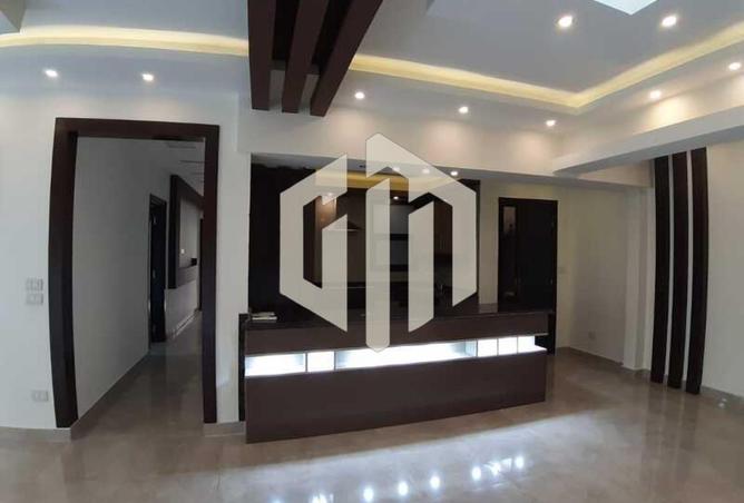 8043665 - Property Image 2