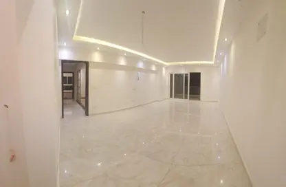 Apartment - 3 Bedrooms - 2 Bathrooms for rent in Mountain View iCity - 5th Settlement Compounds - The 5th Settlement - New Cairo City - Cairo