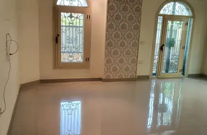 Office Space - Studio - 2 Bathrooms for rent in Doctor Yassin Abdel Ghaffar St. - Area C - Ganoob El Acadimia - New Cairo City - Cairo