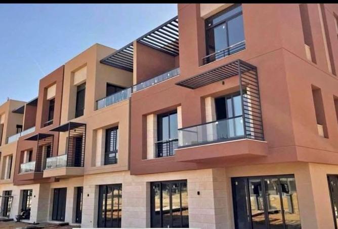 8204353 - Property Image 2