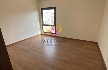 شقة - 3 غرف نوم - 3 حمامات للايجار في ذا كورت ياردز - كمبوندات الشيخ زايد - الشيخ زايد - الجيزة