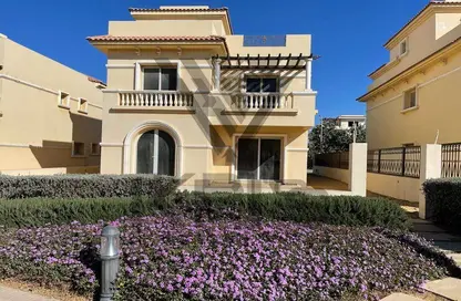 Villa - 4 Bedrooms - 4 Bathrooms for sale in Hyde Park - 5th Settlement Compounds - The 5th Settlement - New Cairo City - Cairo
