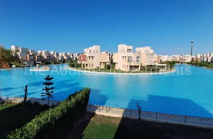 فيلا - 4 غرف نوم - 3 حمامات للبيع في ازها الساحل الشمالي - راس الحكمة - الساحل الشمالي