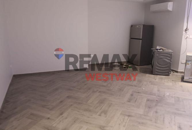 8406178 - Property Image 2