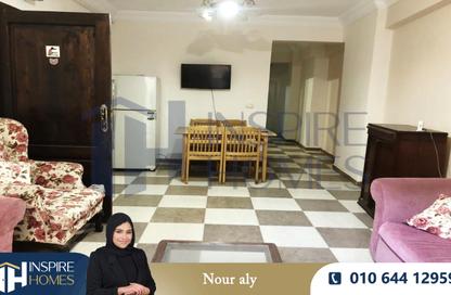 شقة - 2 غرف نوم - 1 حمام للايجار في كامب شيزار - حي وسط - الاسكندرية