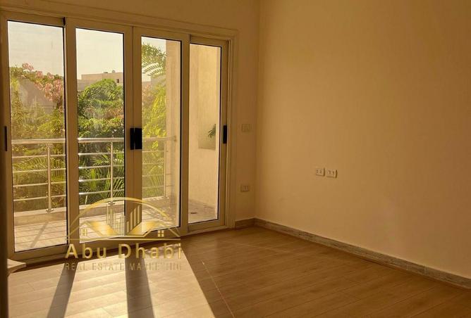 8266853 - Property Image 3