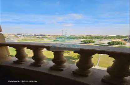 شقة - 3 غرف نوم - 2 حمامات للبيع في مدينة العبور - القليوبية