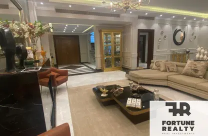 فيلا - 8 غرف نوم - 3 حمامات للبيع في قطامية ديونز - كمبوندات القطامية - القطامية - مدينة القاهرة الجديدة - القاهرة