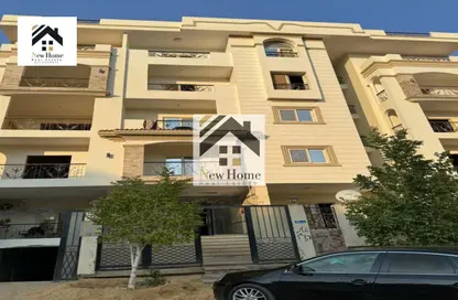 Apartment - 4 Bedrooms - 3 Bathrooms for sale in South Lotus - El Lotus - New Cairo City - Cairo