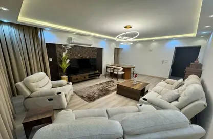 Apartment - 2 Bedrooms - 1 Bathroom for rent in El Rehab Extension - Al Rehab - New Cairo City - Cairo