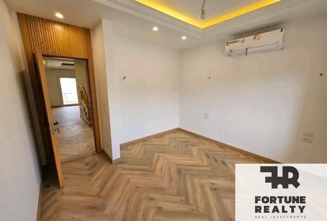 8341255 - Property Image 2