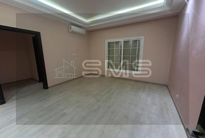 8054910 - Property Image 3